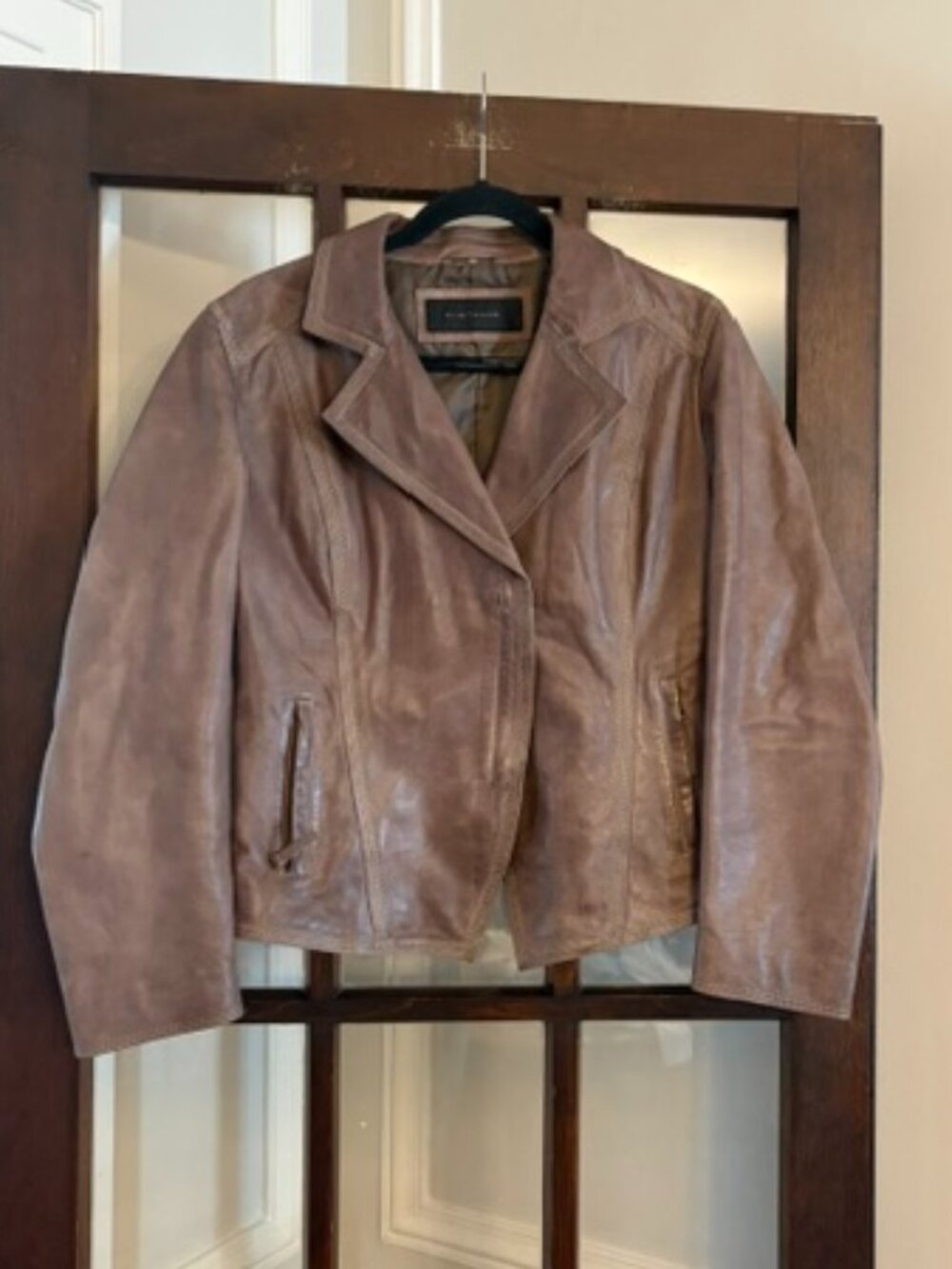 Elie Tahari Taupe Leather Jacket, Size Large